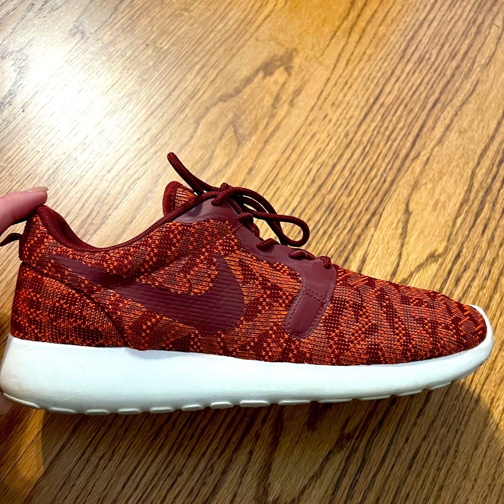 Nike Roshe Jacquard Shoes